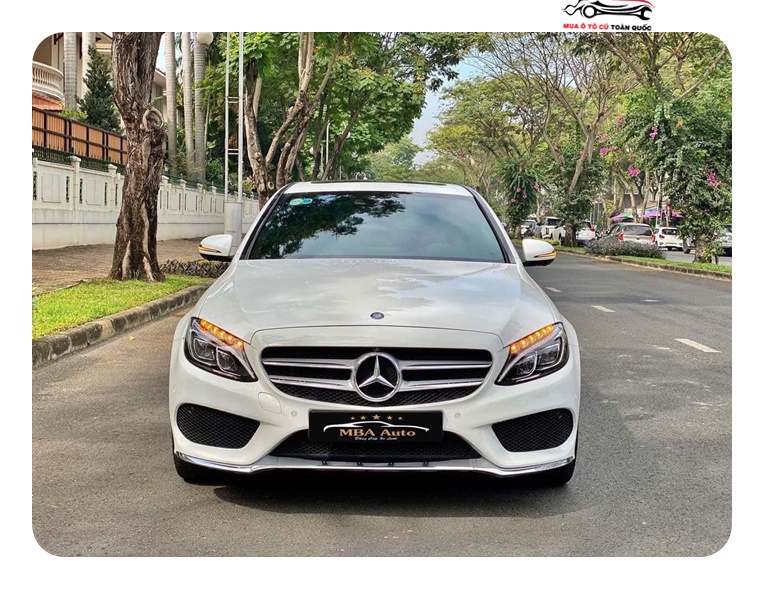 Có nên mua Mercedes C200 đời 2018 cũ không Đánh giá chi tiết