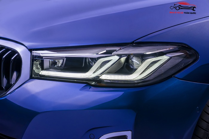 BMW 5 Series 2024 Giá lăn bánh & đánh giá thông số kỹ thuật mới nhất
