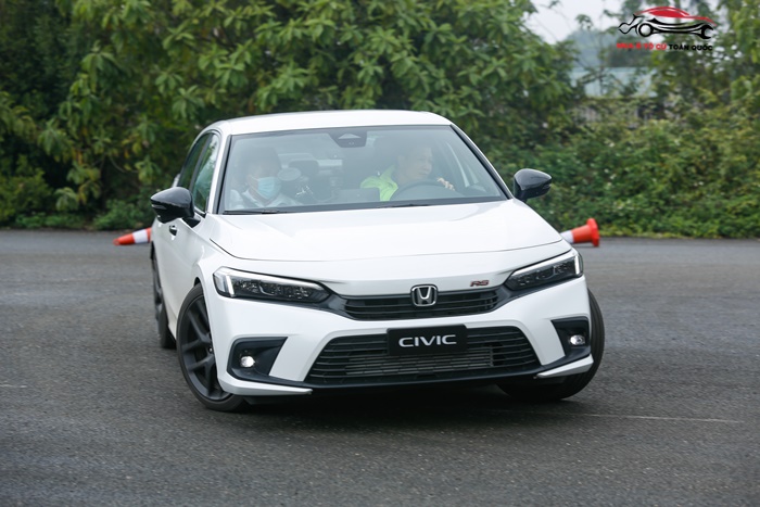 Honda CivicGiá lăn bánh & đánh giá thông số kỹ thuật mới nhất
