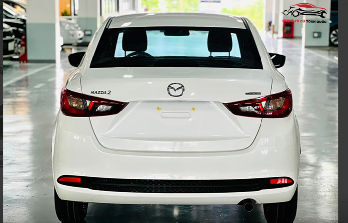 Mazda 2Giá lăn bánh & đánh giá thông số kỹ thuật mới nhất