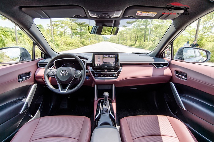 Toyota Cross 2024 Giá lăn bánh & đánh giá thông số kỹ thuật mới nhất